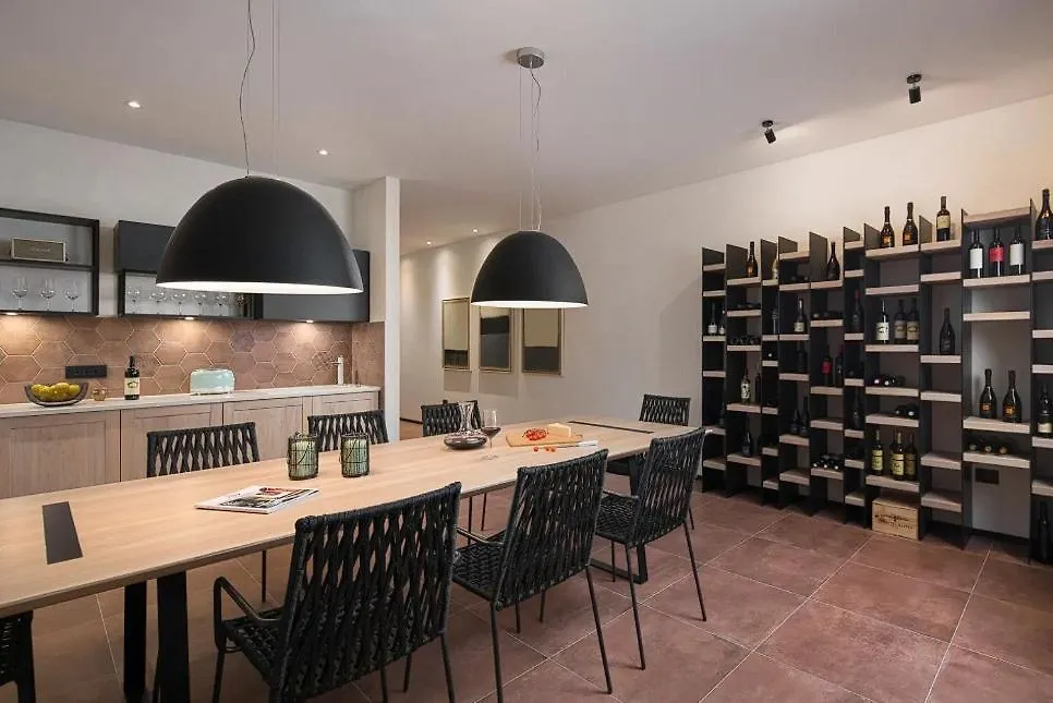 Beautiful Villa ! 4 Bedrooms !!! Vintijan 0*,  Croatia